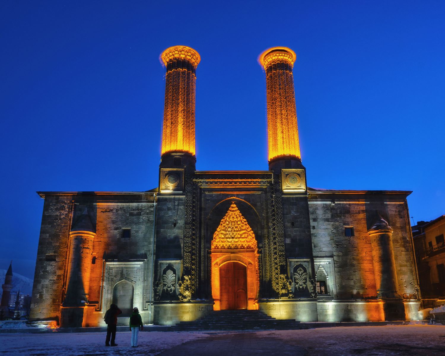 Çifte Minareli Medrese – Erzurum
