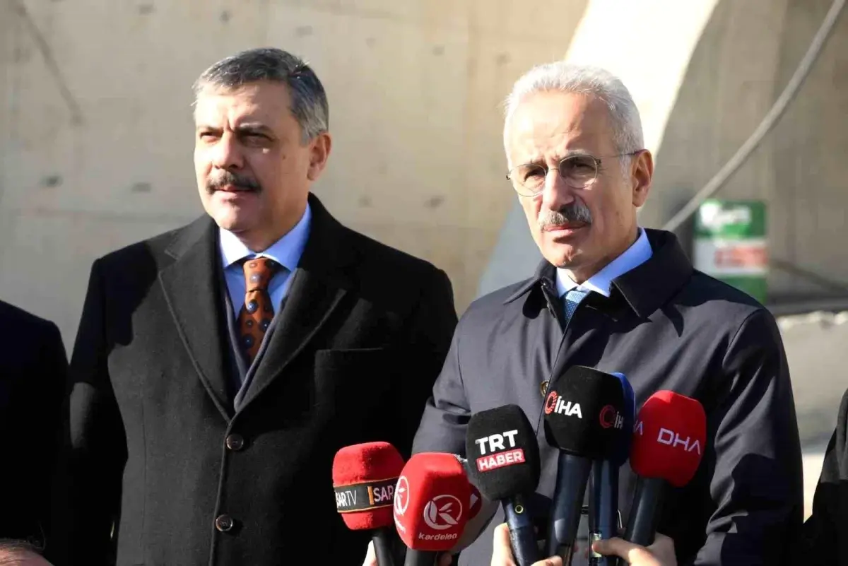Ulaştırma ve Altyapı Bakanı Uraloğlu: