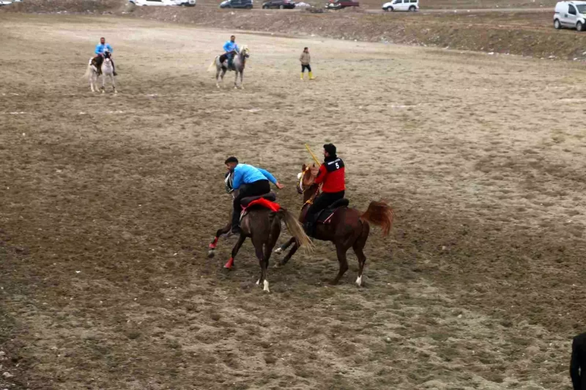 Cirit müsabakası nefes kesti