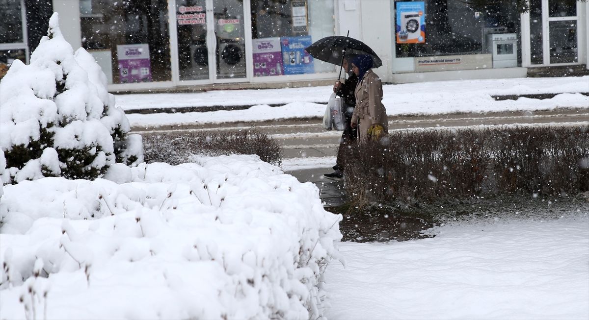 Doğu Anadolu’da İlkbahar Kar Yağışı